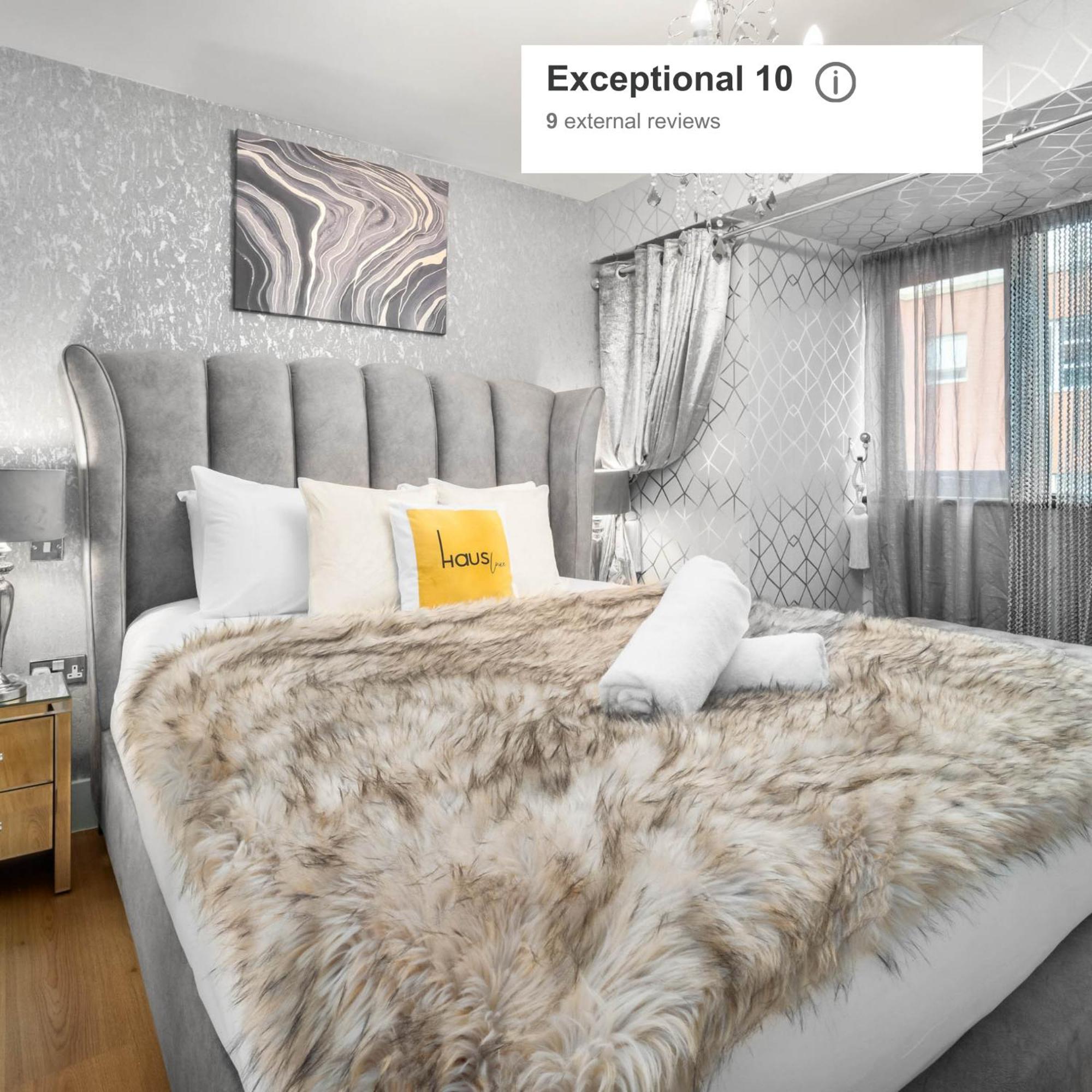 Luxury 1 Bed Flat With Parking 11K - Top Rated - Netflix - Wifi - 70 Inch Smart Tv - Birmingham City Centre - Tv In Bedroom - Top Rated エクステリア 写真